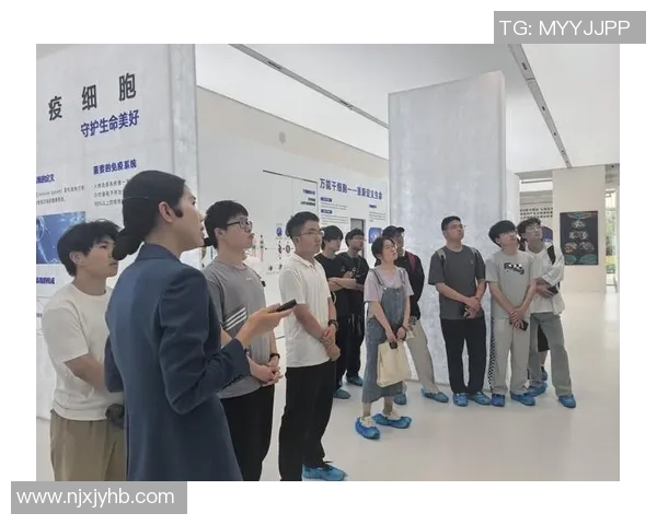 竞技体操的挑战与突破:从技术创新到心理素质的全方位解析 竞技体操的挑战与突破:从技术创新到心理素质的全方位解析